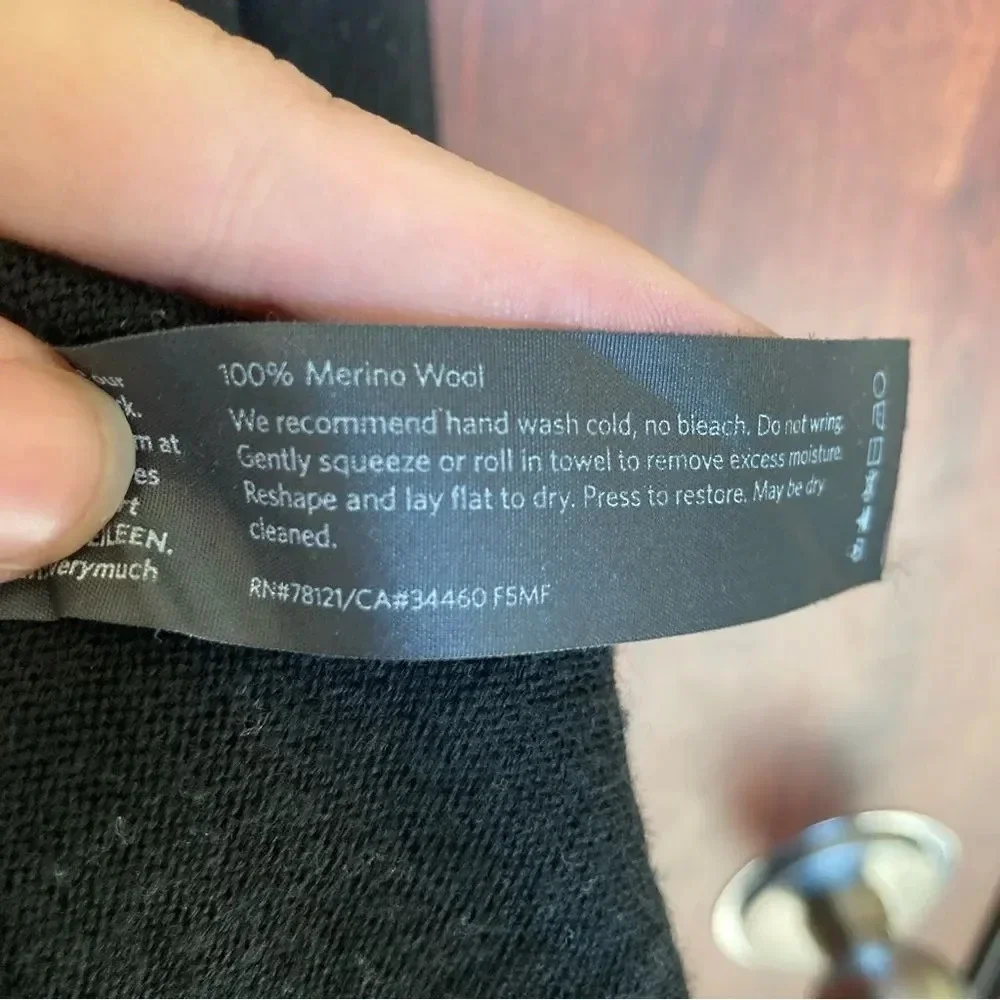 EILEEN FISHER 100% Merino Wool Sweater Black Size Small - Picture 4 of 6